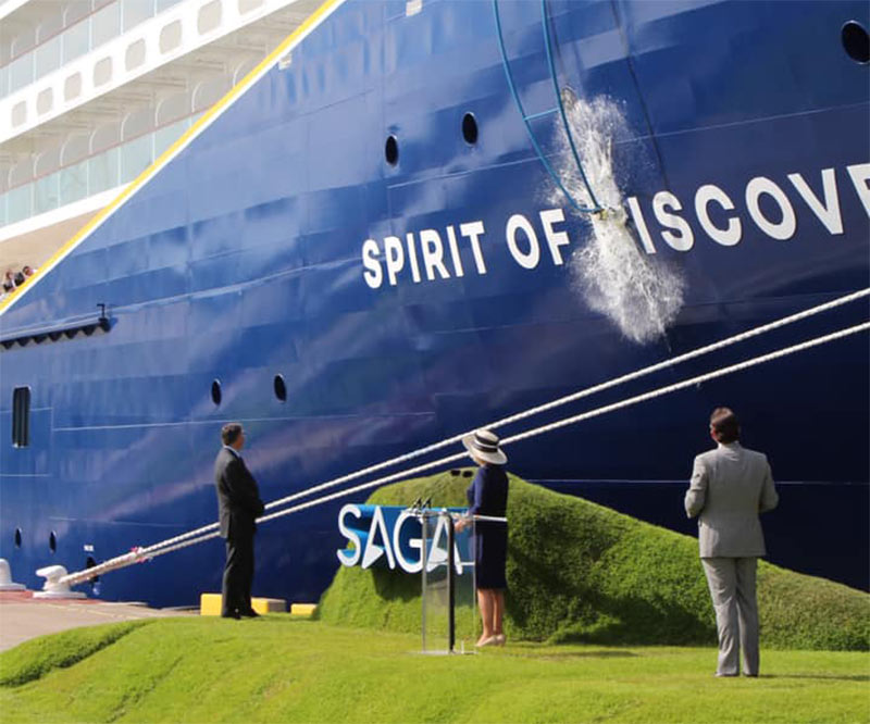 spirit_of_discovery_christening_1